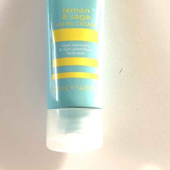 Green tree gel mask and Lemon/Sage hand crème by Bliss - Picture 5 of 8